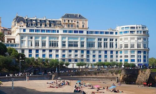 1706471909196-Le-Bellevue-crédit-photo-Biarritz-Tourisme (1) 1706471909196-Le-Bellevue-crédit-photo-Biarritz-Tourisme (1)